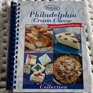 Vintage 2002 Philadelphia Cream cheese collection. Recipes,metric conversion.EUC